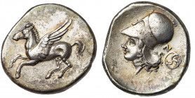CORINTHE, AR statère, 386-307 av. J.-C. D/ Pégase en vol à g. Dessous, . R/ T. casquée d''Athéna à g. Derrière, N et triskèle de croissants dans un c...