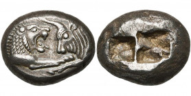 ROYAUME DE LYDIE, AR statère (2 sigloi), vers 550-520 av. J.-C. D/ Protomes affrontés d''un lion et d''un taureau. R/ Deux carrés creux. Carradice 2; ...