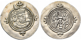 ROYAUME SASSANIDE, Khosrow II (590-628), AR drahm, an 38, WYHC = Veh-az-Amid-Kavad. Göbl II/3, 214; Mitch., ACW, 1167 var.; Sell. 62. 4,17g.
Superbe ...