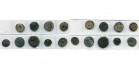 lot de 9 bronzes: Phénicie, Marathos, B. l. dr./Marathos; Tyr, B. voilé et tourelé de Tyché/Navire, B. de Melqarth/Massue; royaume séleucide, Alexandr...