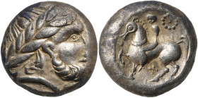 DANUBE, AR tétradrachme. Type Dachreiter. D/ T. l., barbue à d. R/ Cavalier à g. Au-dessus de la croupe, cercle perlé. Sous le cheval, petite croix. P...