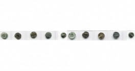 GAULE TRANSALPINE, Massalia, lot de 5 petits bronzes: au taureau chargeant (4), émissions ΛA, Π/ΣΠ, X/AEΘ (TB, belle patine brune), imitation; à l''ai...