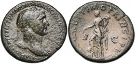 TRAJAN (98-117), AE sesterce, 104-111, Rome. D/ IMP CAES NERVAE TRAIANO AVG GER DAC PM TR P COS V PP T. l. à d., l''épaule g. dr. de l''égide. R/ SPQR...