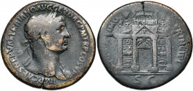 TRAJAN (98-117), AE sesterce, 104-111, Rome. D/ IMP CAES NERVAE TRAIANO AVG GER DAC PM TR P COS V PP T. l. à d., l''épaule g. dr. R/ SPQR OPTIMI PRINC...