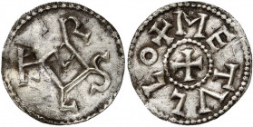CAROLINGIENS, Charlemagne (768-814) ou Charles le Chauve (840-877), AR obole, à partir de 793/794, Melle. Frappée sur flan large. D/ Monogramme caroli...