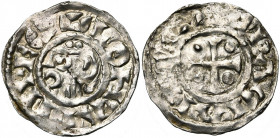 CAROLINGIENS, Lothaire (954-986), AR denier. Frappé par Herbert le Vieux, comte de Troyes (967-983). D/ + LOHΛRII REX T. barbue du roi à g. R/ Croix c...