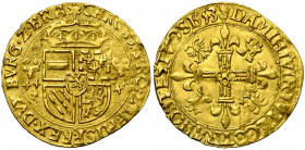 BRABANT, Duché, Charles Quint (1506-1555), AV écu d''or au soleil, 1553, Anvers. D/ Ecu couronné d''Autriche-Bourgogne, accosté de deux briquets. R/ C...