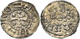 LIEGE, Principauté, AR denier, vers 970. D/ Croix cantonnée de quatre globules. Légende dégénérée au nom d''Otton II. R/ Dans le champ, LEO A (A inve...
