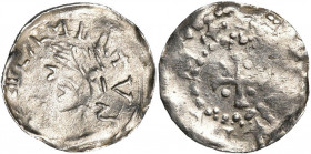 LIEGE, AR denier, milieu du 11e s. Imitation (?). D/ [] LΛMBRTVS B. dégénéré à g. R/ Croix cantonnée de quatre points. Légende dégénérée. Dengis -; Il...