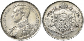 BELGIQUE, Royaume, Albert Ier (1909-1934), 20 francs, 1911FR. Refrappe en argent. Tranche lisse. Bogaert 1856B3. Fines griffes. Taches.
presque Super...
