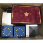 BELGIQUE, lot de 50 p. en argent (la plupart en écrin), dont: 250 francs 1988 (Baudouin et Fabiola, 2), 1999 (Mariage); 20 euro 2009 (Père Damien), 20...