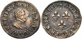 FRANCE, Royaume, Henri IV (1589-1610), Cu double tournois, 1599A, Paris. 1er type. D/ B. l. et cuir. à d. R/ Trois lis dans le champ. Dupl. 1273; Laf....