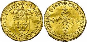 FRANCE, Royaume, Louis XIII (1610-1643), AV écu d''or au soleil, 1633B, Rouen. D/ Ecu de France couronné, sous un soleil. La légende débutant à 6h. R/...