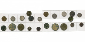 FRANCE, Royaume, lot de 11 p., dont: Louis XIII, double tournois, 1611, Paris: 1/12 écu, 1643, Paris (2); Louis XIV, liard de France, 1696, Paris; 5 s...