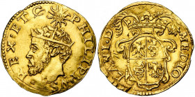 ITALIE, MILAN, Philippe II d''Espagne (1554-1598), AV scudo d''oro del sole, s.d. D/ T. r. et barbue à g., sous un soleil rayonnant. R/ Ecu quadripart...