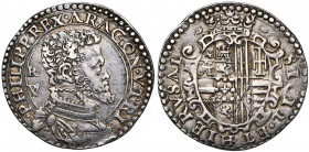 ITALIE, NAPLES, Philippe II (1554-1598), AR mezzo ducato, s.d. D/ B. cuir. à d. A g., sigles IBR/VP. R/ Ecu couronné dans un cartouche orné. P.& R. 15...