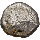 BURMA, SHAN, AR flower money (yowetni), 17th-18th century. With a weight of 8 kyats. Robinson & Shaw cfr 4.2; Opitz p. 122. 127,53g.
These very large...
