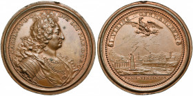 SAINT EMPIRE, AE médaille, s.d. (1686), Saint-Urbain. Victoires de Charles de Lorraine sur les Turcs en Hongrie. D/ B. cuir. à d., décoré de la Toison...