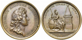 FRANCE, AE médaille, 1664, Mauger. Construction de la pyramide des Corses à Rome. D/ T. de Louis XIV à d. R/ POENAE DE CORSIS SUMPTAE La ville de Rome...