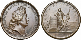 FRANCE, AE médaille, 1680, Mauger. Enrôlement de 60 000 matelots. D/ T. de Louis XIV à d. R/ BELLO ET COMMERCIO Un matelot deb., ten. un gouvernail, a...