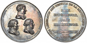 FRANCE, AR médaille, 1802, Jeuffroy. Paix d''Amiens. D/ B. à d. des trois consuls, Bonaparte, Cambacérès et Lebrun. R/ LE CORPS LEGISLATIF AUX CONSULS...