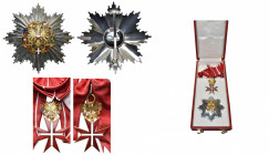 AUTRICHE, Ordre du Mérite de la République, créé en 1952, ensemble de grand-croix (bijou, écharpe et plaque), dans un écrin de Reitterer à Vienne....