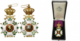 BELGIQUE, Ordre de Léopold, croix de commandeur, modèle militaire unilingue en or (56 mm), type Léopold II. Ecrin Heremans.