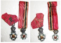 BELGIQUE, Ordre de Léopold, lot de deux miniatures de chevalier en argent, une à titre militaire (15 mm, légers manques à l’émail de plusieurs pointes...