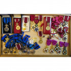 BELGIQUE, grand lot d’insignes d’Ordres de mérite (de Léopold, de la Couronne et de Léopold II): médailles et palmes, nombreuses croix de chevalier et...