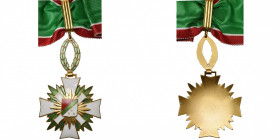 CONGO, KATANGA, Ordre du Mérite (1961), croix de commandeur, avec un bout de ruban, fabrication postérieure.
Si la première livraison de bijoux de ce...