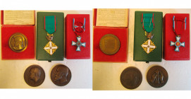 lot de cinq distinctions et médailles: Belgique, médaille, 1904, Vriens, Julien Dillens (AE, 70 mm); médaille commémorative de la 2e exposition nation...