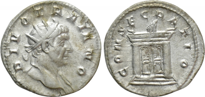 DIVUS TRAJAN (Died 117). Antoninianus. Rome. Struck under Trajanus Decius. 

O...