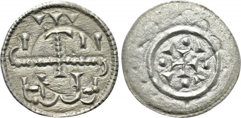 HUNGARY. Geza II (1141-1162). Denar. 

Obv: Longstemmed cross on horizontal li...