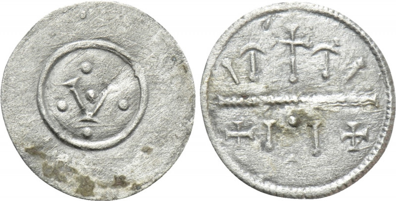 HUNGARY. István III (1162-1172). Denar. 

Obv: Horizontal line; above, cross i...