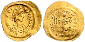 Byzanz Justin I. 518-527 Tremissis Konstantinopel (518-527) DN IVSTINVS PP AVC Büste mit Diadem nach rechts / VICTORIA AVCVSTORVM Victoria mit Kranz u...
