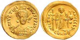 Byzanz Justinian I. 527-565 Solidus Konstantinopel (527-537) D N IVSTINIANVS P P AVG Geharnischte Büste von vorn / VICTORIA AVGGG A Stehender Engel mi...