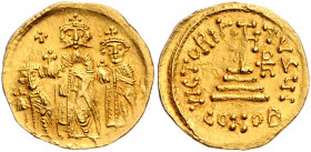 Byzanz Heraclius 610-641 Solidus Konstantinopel (632-635) Heraclius und Heraclius Constantinus je mit Kreuzkrone und Kreuzglobus und Heraclonas mit Kr...