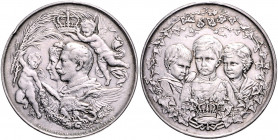Brandenburg in den Marken - Preussen Wilhelm II. 1888-1918 Silbermedaille o.J. (v. Pulst bei Oertel) auf die Kaiserliche Familie Slg. Marienbg. 6889 v...