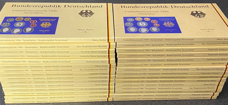 Bundesrepublik Deutschland Kursmünzensatz 1996 bestehend aus 30 Original-Kassett...