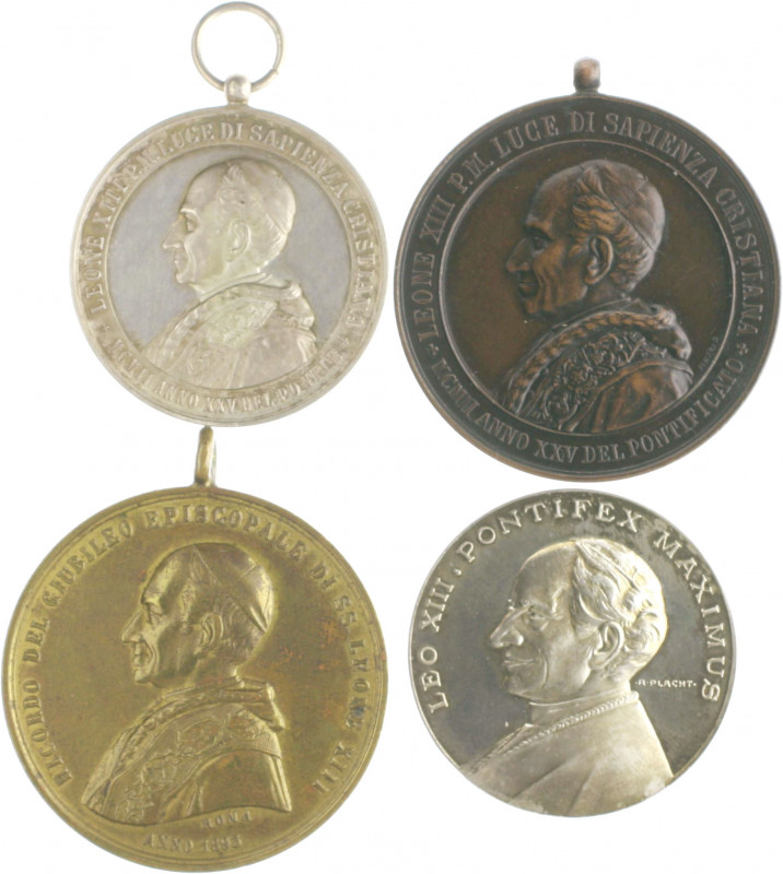 Vatikan Leo XIII. 1878-1903 Lot o.J. von 4 Stücken: Vergoldete Messingmedaille 1...