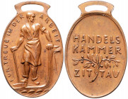 Medaillen von Karl Goetz Ovale Bronzemedaille o.J. Prämie der Handelskammer Zittau Kien. 100 A. 
24x37mm 10,5g mit Originalöse vz+