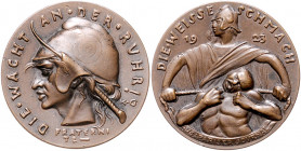 Medaillen von Karl Goetz Bronzegussmedaille 1923 auf die Wacht an der Ruhr. 2. Fassung: Mit dem legierten Zeichen auf dem Hut von Marianne anstelle R....