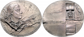 Münzen & Medaillen auf F. Schiller Bronzierte Gussmedaille 2005 (v. Güttler) anlässlich seines 200. Todestages, i.Rd: G Klein/Raff 276. 
95x107mm 409...