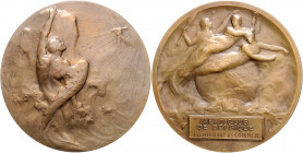 - Luftfahrt Bronzemedaille o.J. (v. E. Blin) Auszeichnung des belgischen Aero-Clubs mit Gravur: Lieutenant de Coninck 
68,2mm 114,6g vz