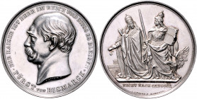- Personen - Bismarck, Otto von 1815-1898 Silbermedaille o.J. (v. Lorenz, Sign. auf beiden Seiten) auf sein Reichstagsrede von 1872 -Nicht nach Canoss...