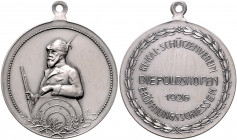 - Schützenmedaillen - Diepoldshofen bei Leutkirch Versilberte Medaille 1926 auf das Eröffnungsschießen des Kl.-Kaliber-Schützenvereins 
mit Öse 33,2m...
