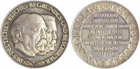 - Allgemeine Medaillen Silbermedaille o.J. (v. Glöckler) 'Des Deutschen Reiches Begründer und Beschirmer' Bismarck und Hindenburg, i.Rd: PREUSS. STAAT...
