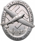 - Allgemeine Medaillen Aluminium-Plakette 1933 'Erste N.S. Flugwoche Fürth -Pfingsten', Rs: C.E.JUNCKER BERLIN 
70x82mm 50,2g vz+