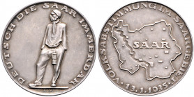 - Allgemeine Medaillen Silbermedaille 1935 mattiert (v. F.K.) auf die Volksabstimmung an der Saar, i.Rd: BAYER.HAUPTMÜNZAMT FEINSILBER Müs. 15.3/ 49. ...