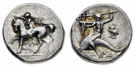 Calabria
Taranto - Didramma databile al periodo 272-235 a.C. - Diritto: giovane cavaliere incorona il cavallo al passo verso sinistra - Rovescio: Tar...